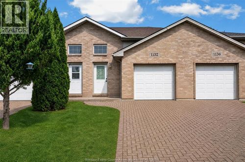 1132 Settlers St, Windsor, ON, N9G2W7 | Card Image