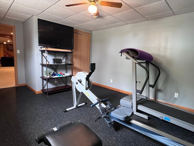 Fitness room/potential 4th bdrm | Image 34