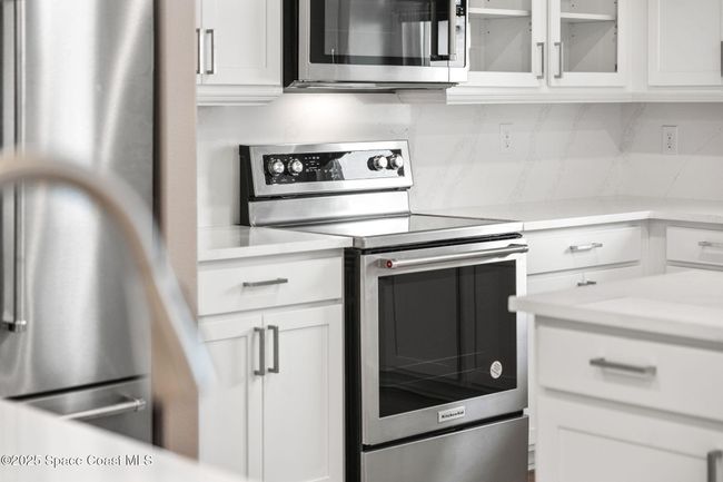 Spacious Kitchen | Image 50