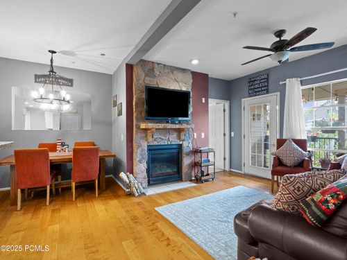 d-34-900 Bitner Rd, Park City, UT, 84098-5404 | Card Image