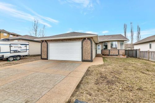4111 68 Ave, Lloydminster, AB, T9V3G6 | Card Image
