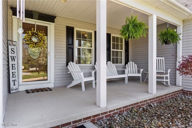 Covered Front porch | Image 7
