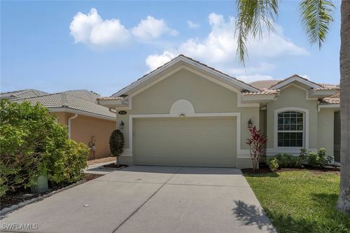 8546 Silk Oak Ln, NAPLES, FL, 34119-9725 | Card Image