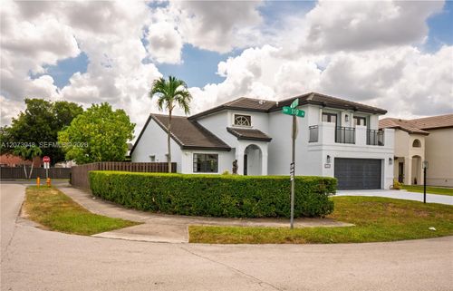 7301 Sw 159th Ave, Miami, FL, 33193-2927 | Card Image