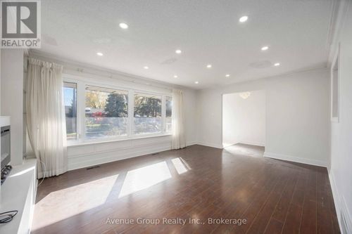main-10 Chipping Rd, North York, ON, M3B1L1 | Card Image