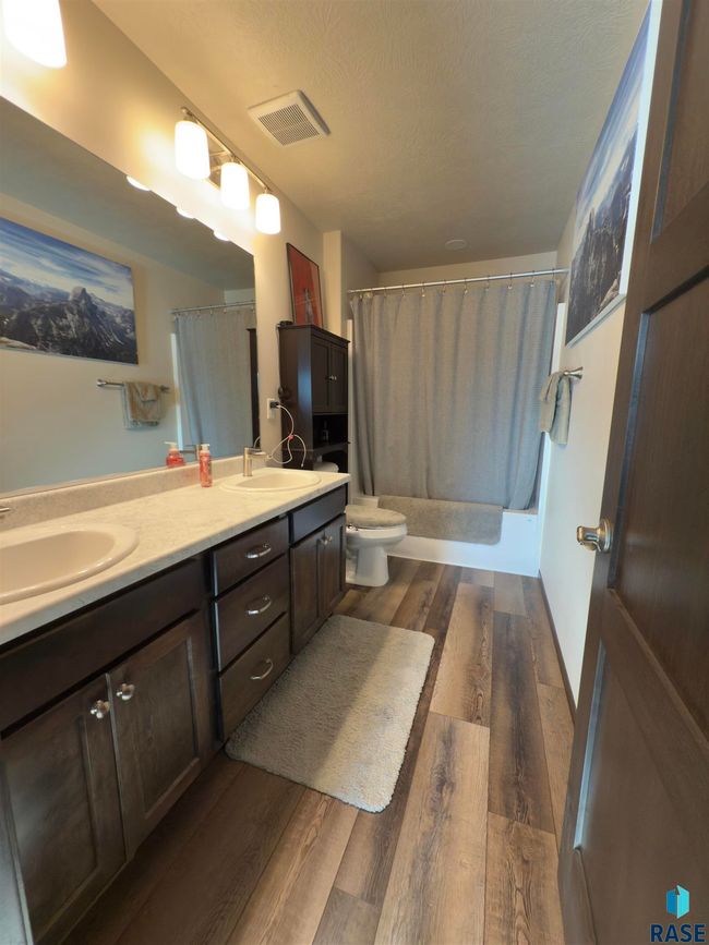 4418 E Whisper Ridge Pl, Townhouse with 2 bedrooms, 2 bathrooms and null parking in Sioux Falls SD | Image 16