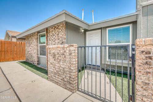 apt-c-630 White Cliffs Dr, El Paso, TX, 79912-8217 | Card Image