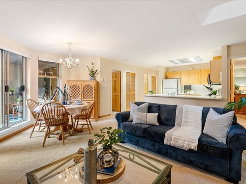 31-4636 Blackcomb Way, Whistler, BC, V8E0H2 | Card Image