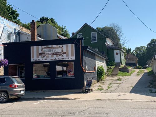 161 Garafraxa St S, Durham, ON, N0G1R0 | Card Image