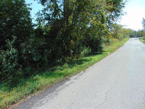 Lt12 Maple Tree Rd, Kewaskum, WI, 53040 | Card Image