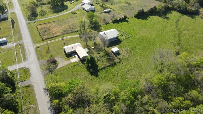 16289 W 810 Rd, House other with 4 bedrooms, 2 bathrooms and null parking in Tahlequah OK | Image 84