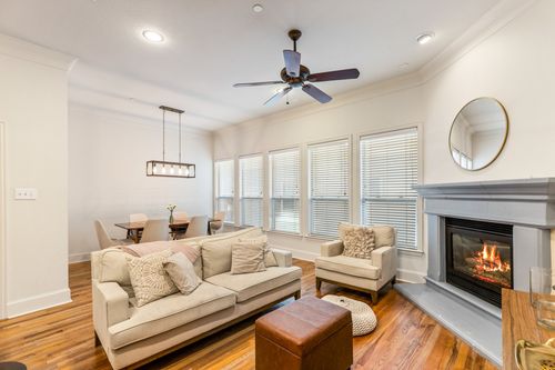 apt-7-1500 Pecos St, Dallas, TX, 75204-5480 | Card Image