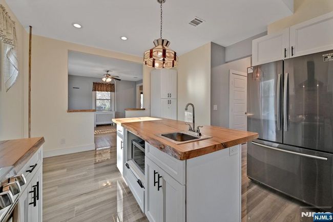276 Werimus Rd, House other with 4 bedrooms, 3 bathrooms and null parking in Woodcliff Lake NJ | Image 16