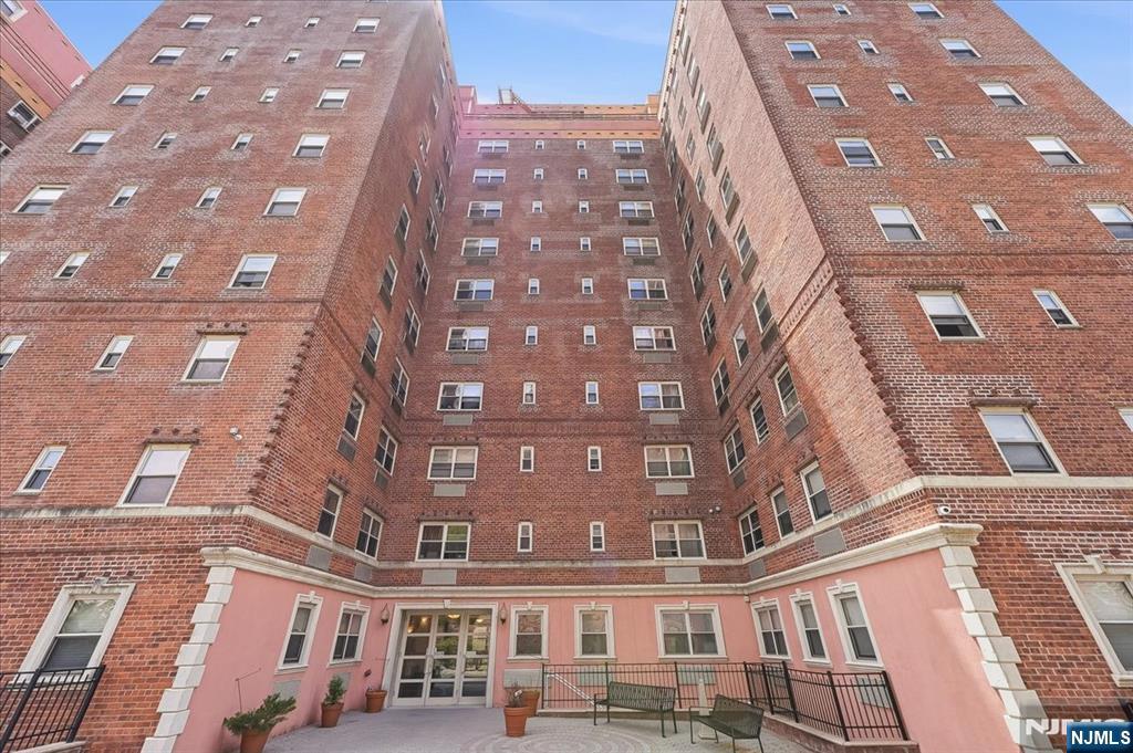Residential Lease in East Orange 4
