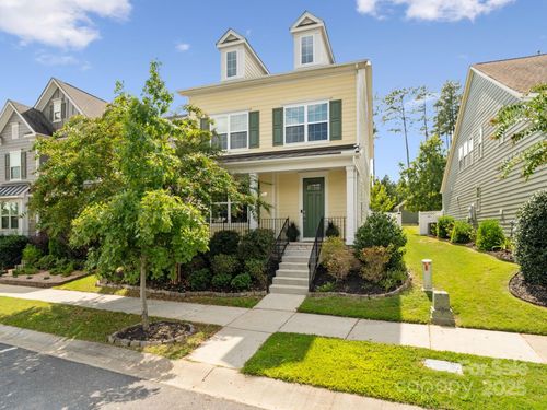 212 Helton Ln, Fort Mill, SC, 29708-0075 | Card Image