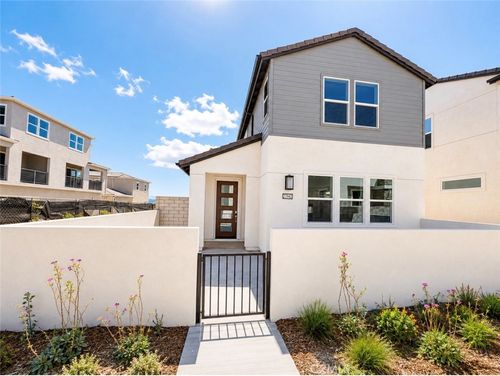 27399 Fox Den Pl, Valencia, CA, 91381-4311 | Card Image