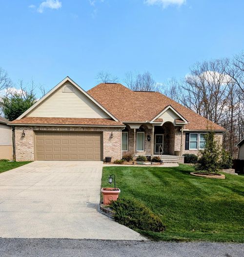 222 Amherst Ln, Crossville, TN, 38558-8100 | Card Image