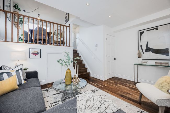 25 - 1666 Queen St E, Condo with 3 bedrooms, 1 bathrooms and null parking in Toronto ON | Image 4