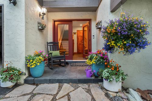 4-2832 Kinnickinnick Road, Vail, CO, 81657 | Card Image