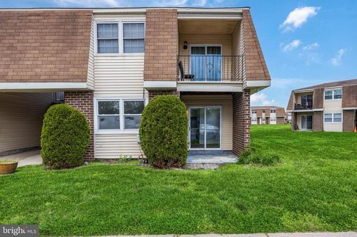 3 Florence Tollgate Pl, FLORENCE, NJ, 08518-3003 | Card Image