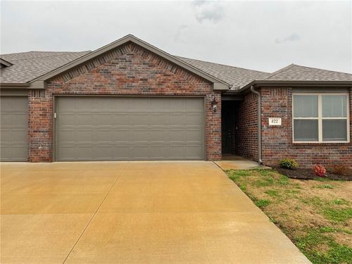 422 Barbet Dr, Centerton, AR, 72719-5070 | Card Image