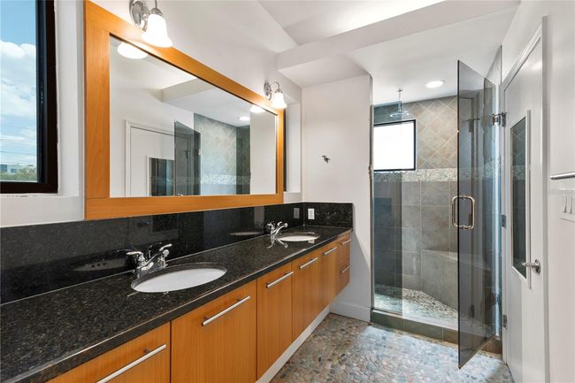 MASTER BATHROOM WITH TWO (2) SINKS AND TWO (2) SHOWER HEADS | Image 13