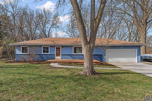 3501 Se Park Lane Ct, Topeka, KS, 66605-2342 | Card Image