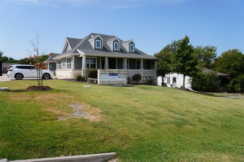 212 E Broadway St, Prosper, TX, 75078-2935 | Card Image