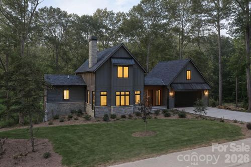 25 Ted Linn Dr, Fairview, NC, 28730-8632 | Card Image