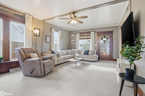 508 9th Ave, Wellman, IA, 52356-9329 | Card Image