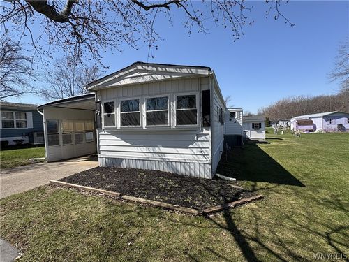 77 Lakewood Village Drive, Shelby, NY, 14103 | Card Image