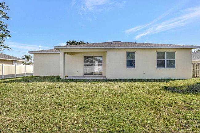 774 Se Ablett Ln, House other with 4 bedrooms, 3 bathrooms and null parking in Port St. Lucie FL | Image 27