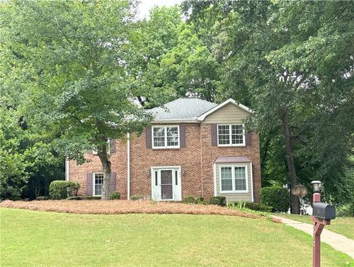 2872 Bentwood Dr, Marietta, GA, 30062-4605 | Card Image