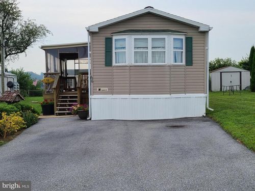 66 Sunrise Ct, Lebanon, PA, 17046-9660 | Card Image