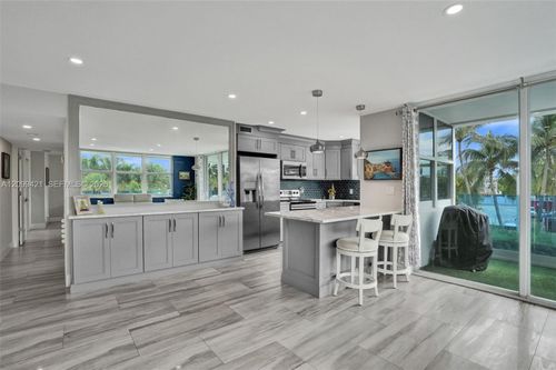 203-2639 N Riverside Dr, Pompano Beach, FL, 33062-1236 | Card Image