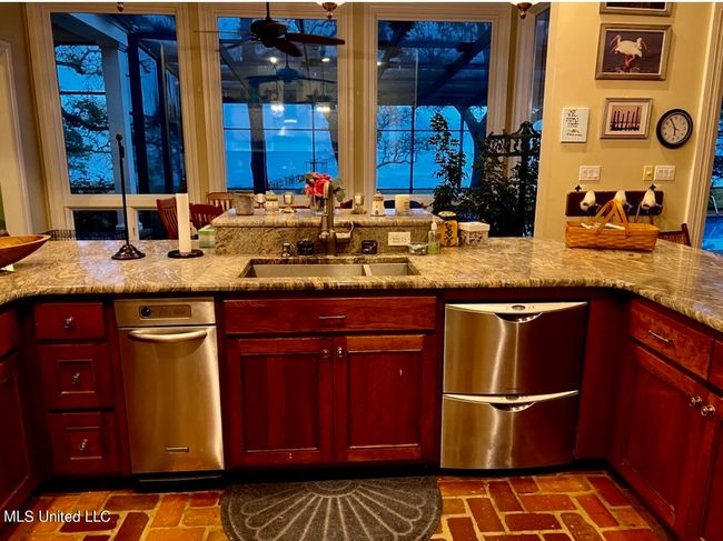 All Stainless | Image 97