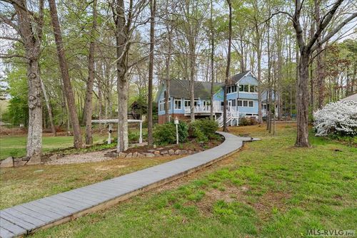 636 Beechwood Dr, Bracey, VA, 23919-1970 | Card Image