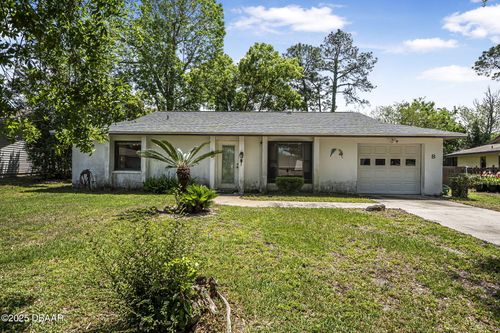 8 Faith Ln, PALM COAST, FL, 32137-8212 | Card Image