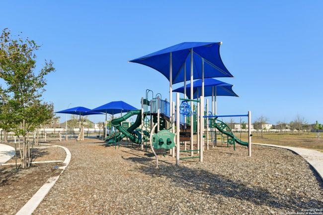 10947 Juliette Pass, House other with 4 bedrooms, 3 bathrooms and null parking in Converse TX | Image 38