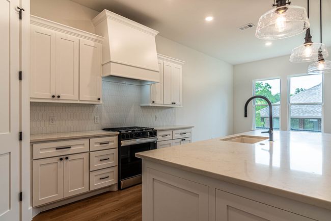 1418 Morris Xing, House other with 4 bedrooms, 2 bathrooms and null parking in Heath TX | Image 13