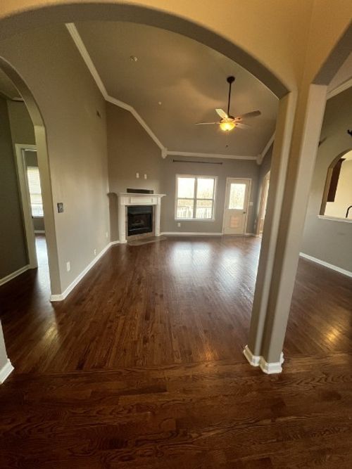 1329 Allmon Dr, Clarksville, TN, 37042-7854 | Card Image