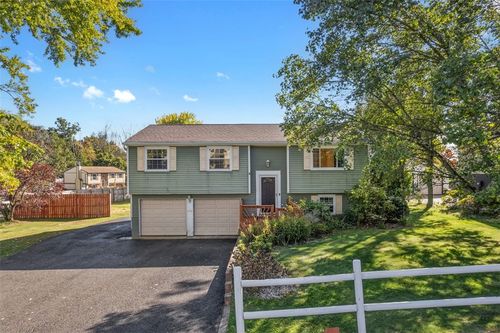 250 Constellation Dr, Freedom, PA, 15042-2712 | Card Image