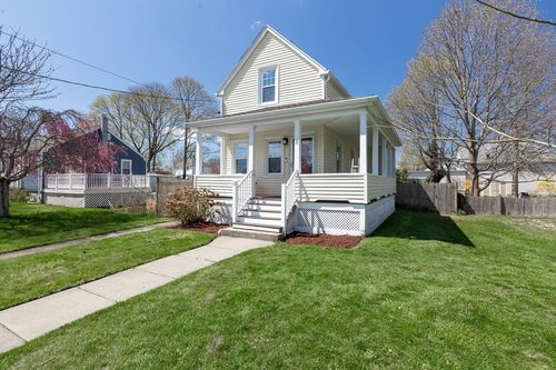 8 Hitch St, Fairhaven, MA, 02719-3811 | Card Image