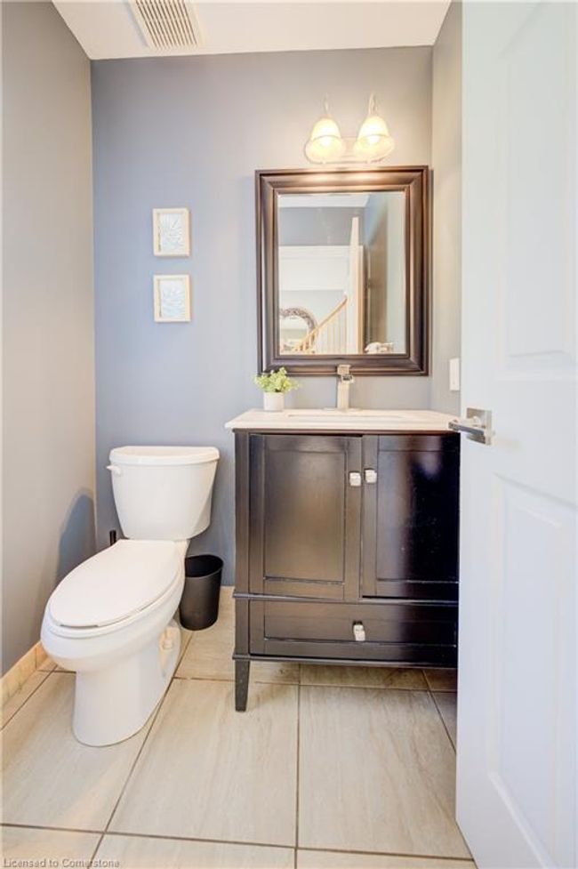 7664 Maltby Rd E, House other with 4 bedrooms, 3 bathrooms and 12 parking in Puslinch ON | Image 6