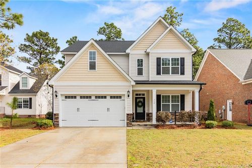 712 Bald Eagle Dr, Vass, NC, 28394-8406 | Card Image
