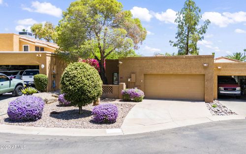806 E Becker Ln, Phoenix, AZ, 85020-1528 | Card Image