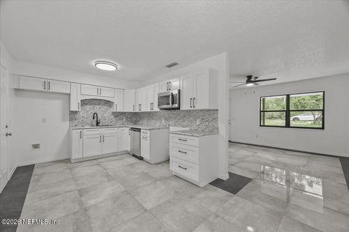 109 Ivey Rd, San Mateo, FL, 32187-2149 | Card Image
