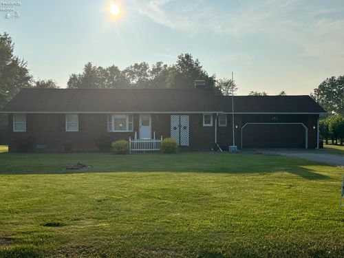 1450 Claus Rd, Vermilion, OH, 44089-2734 | Card Image