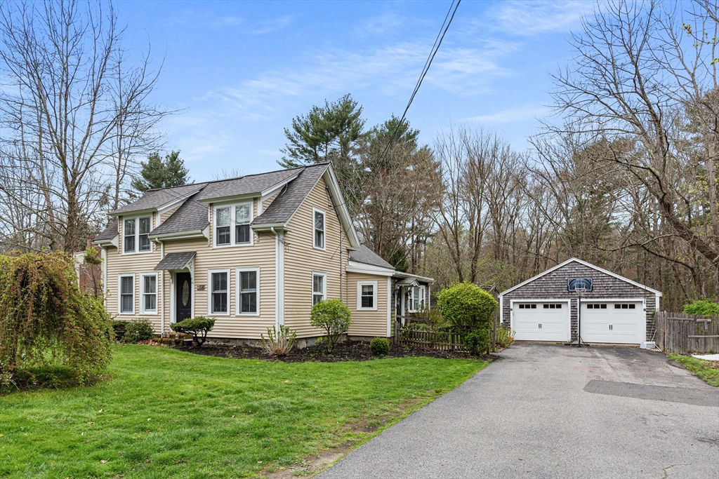 Elm St, Pembroke, MA 02359