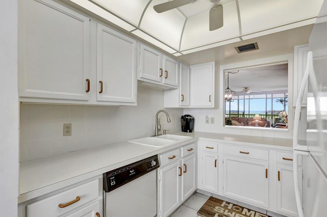 APT-804 - 5059 N Highway A1a, Condo with 2 bedrooms, 2 bathrooms and null parking in Hutchinson Island FL | Image 11